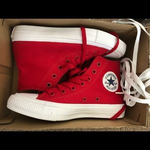 Converse Chuck Taylor high tops 6.5 woman, 4.5 men
